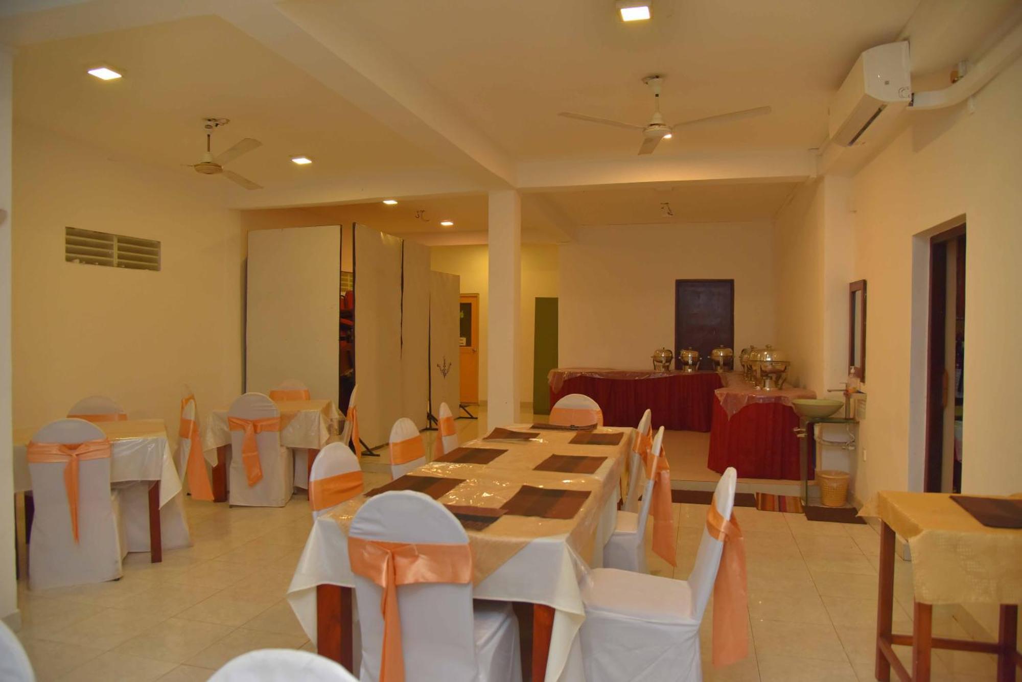 Emarald Holiday Homes Anuradhapura Luaran gambar